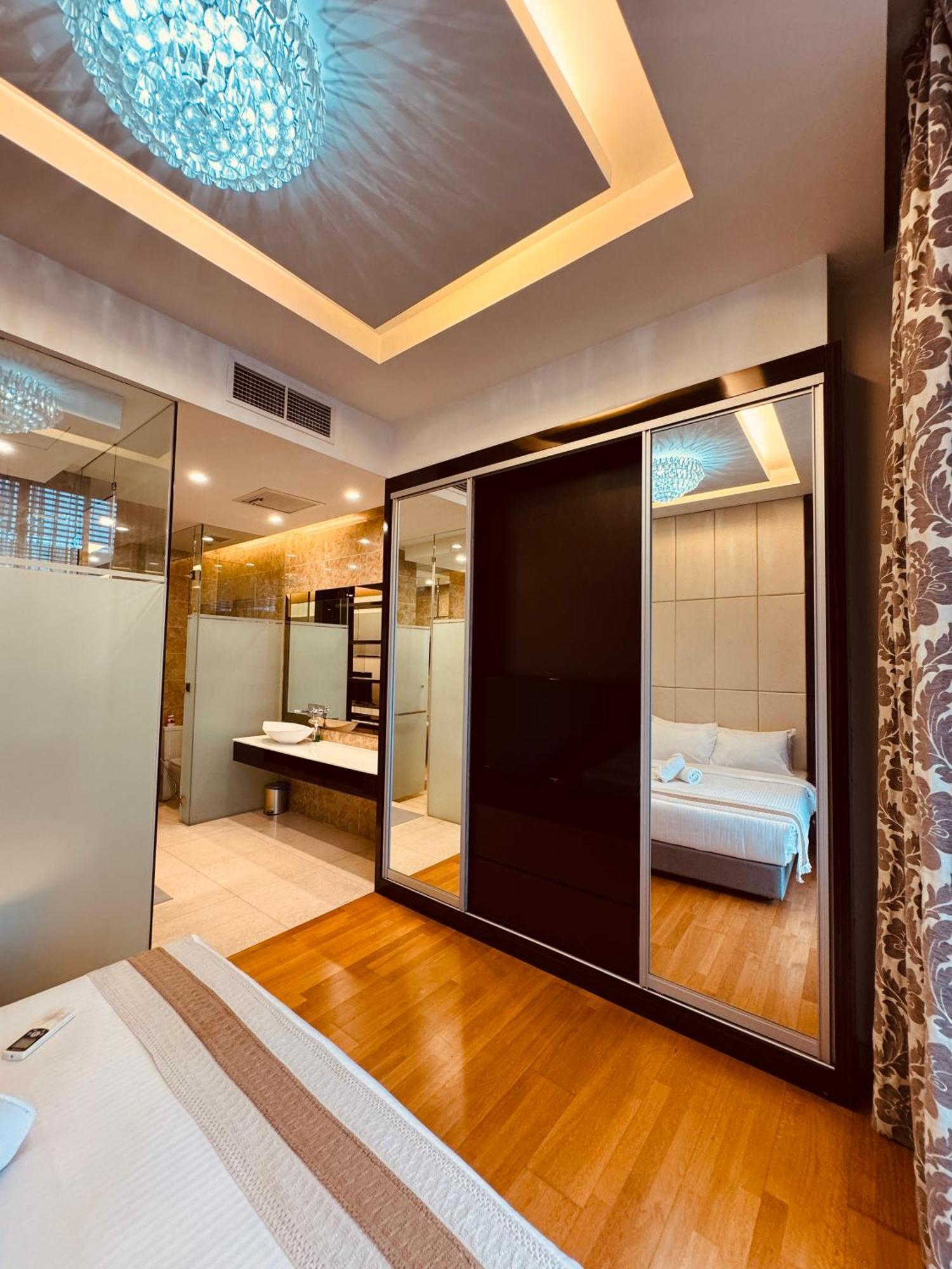 Dorsett - Private Unit Apartemen *